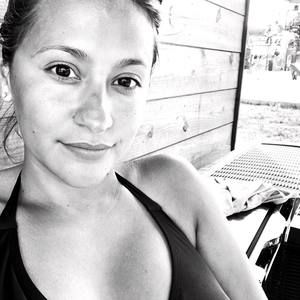 Meet your Posher, Cecily